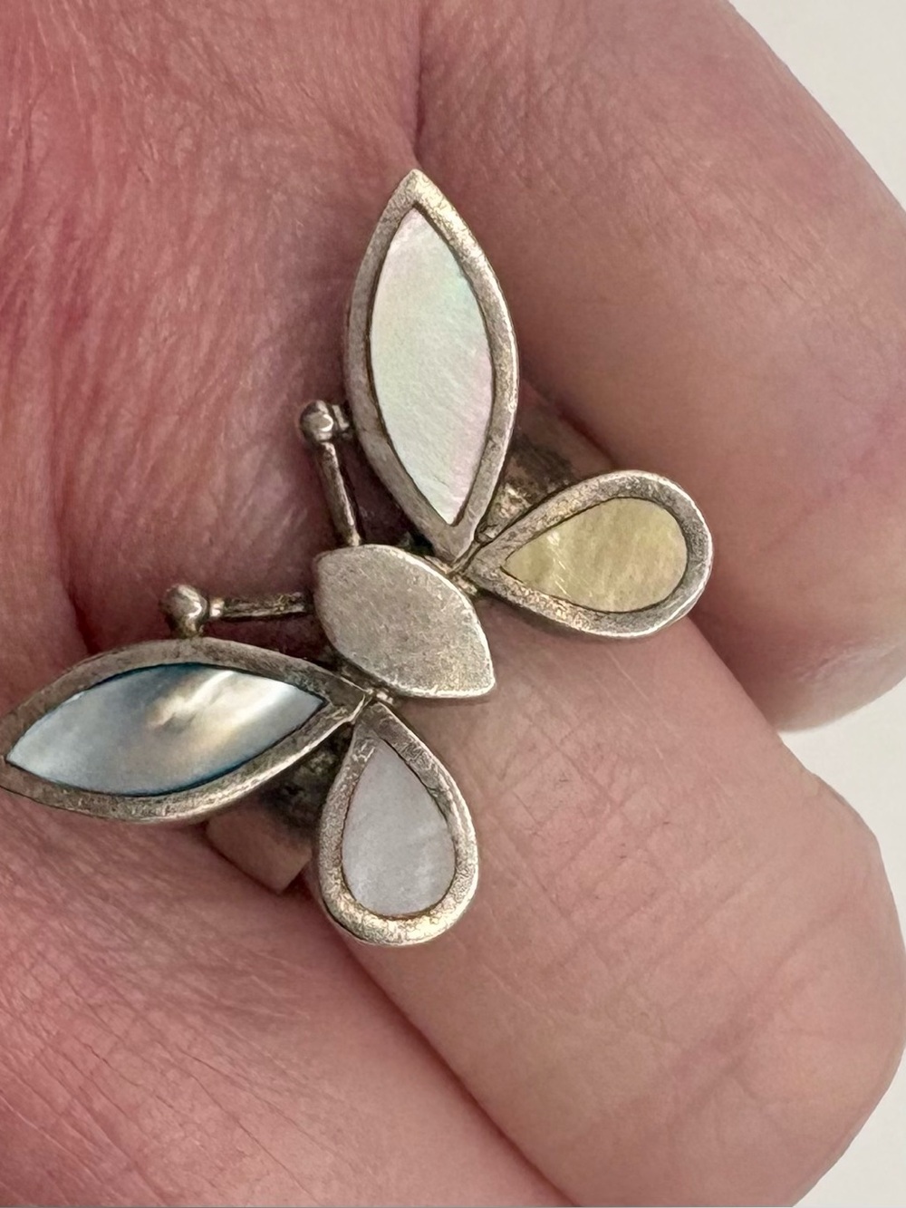 925 Sterling Silver Mother of Pearl Butterfly Statement Ring Size 6.75 6.6g